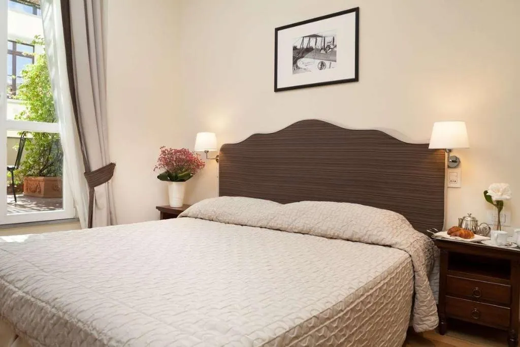 Room, Executive, Florence