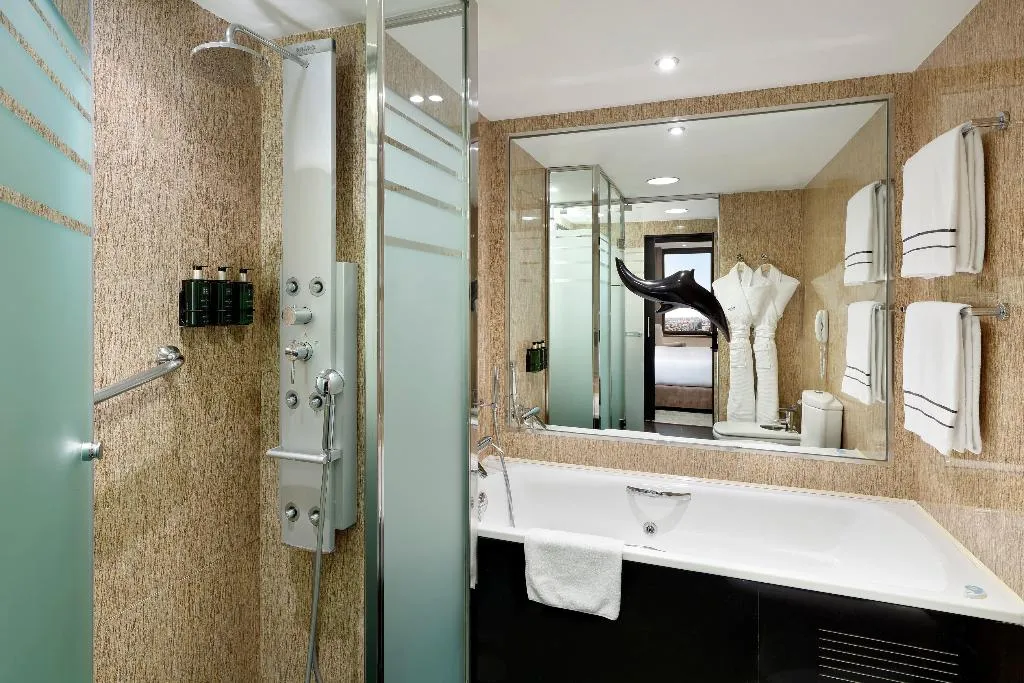 Double or Twin PREMIUM CITY VIEW Room, Melia Barcelona Sarria, Barcelona