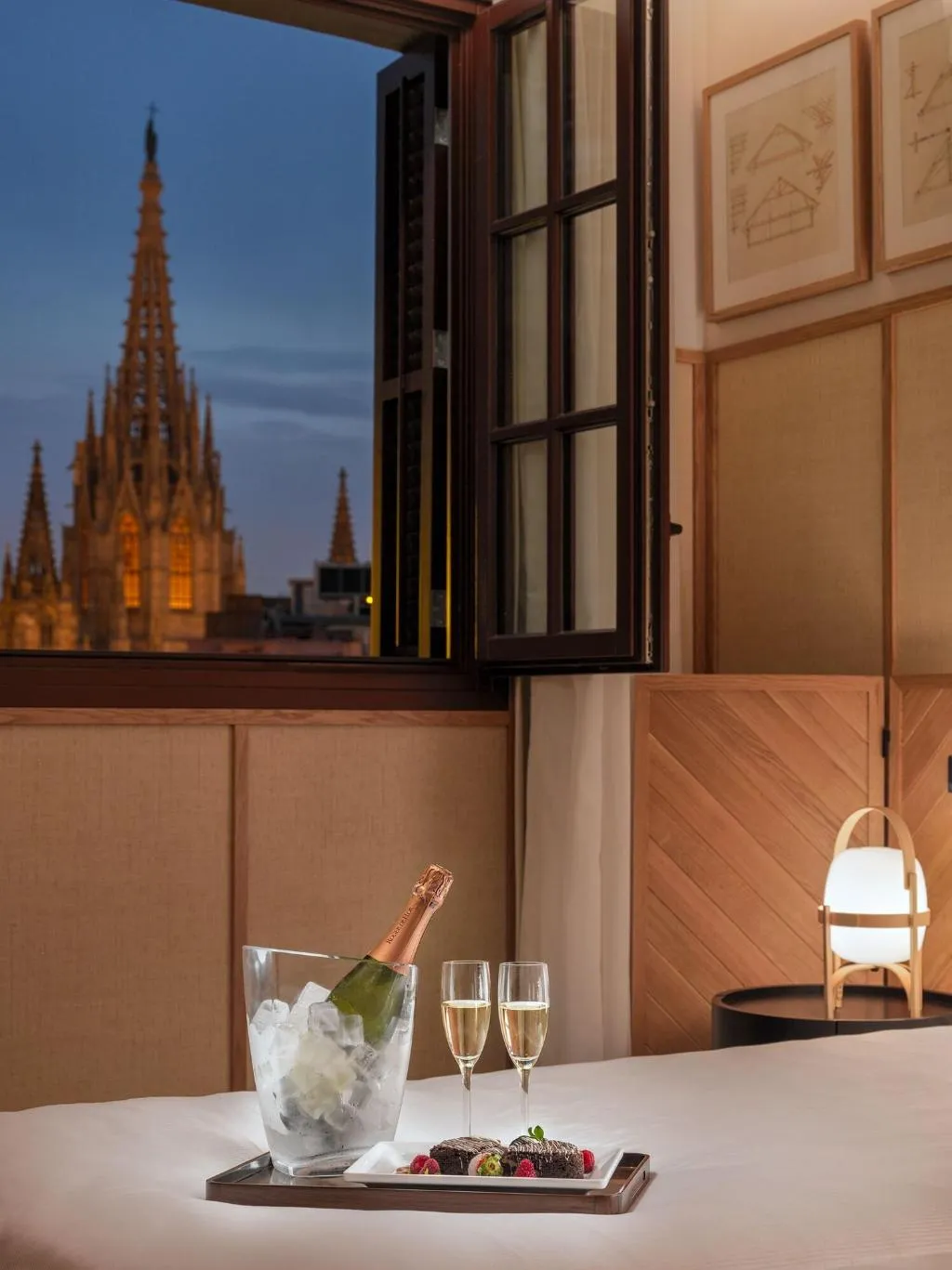 TWIN CLASSIC Room, H10 Madison, Barcelona