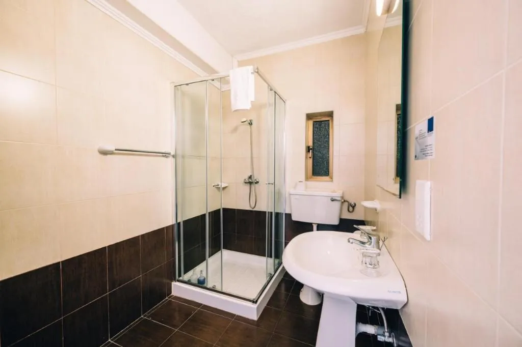 TWIN WITHOUT BALCONY Room, Primera Hotel Malta, Malta
