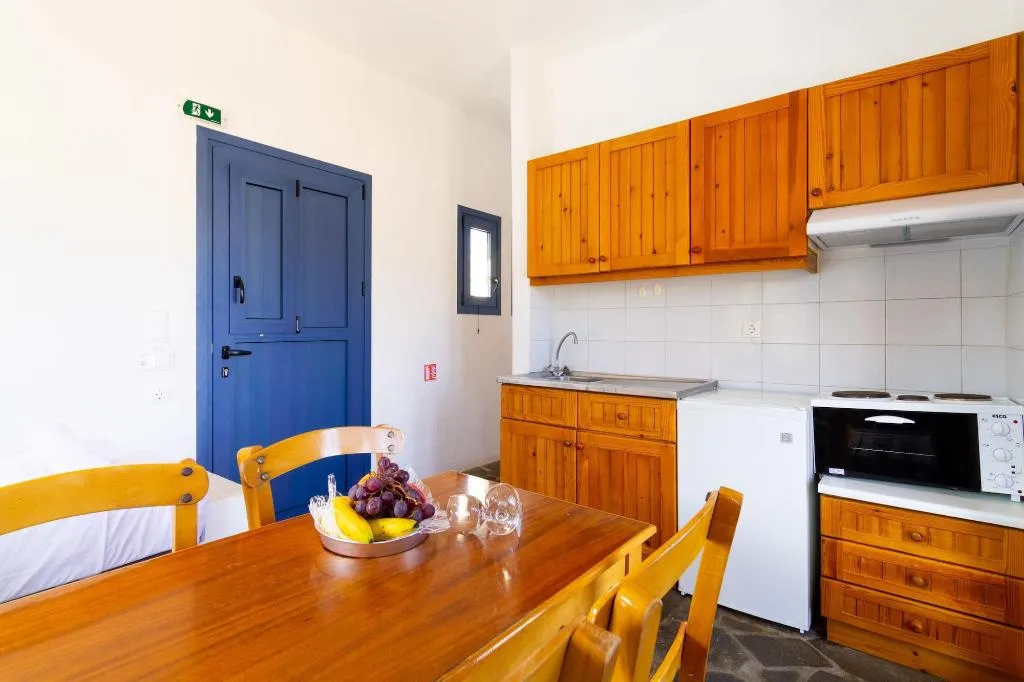 Room, Okirroi Villas and Apts, Crete