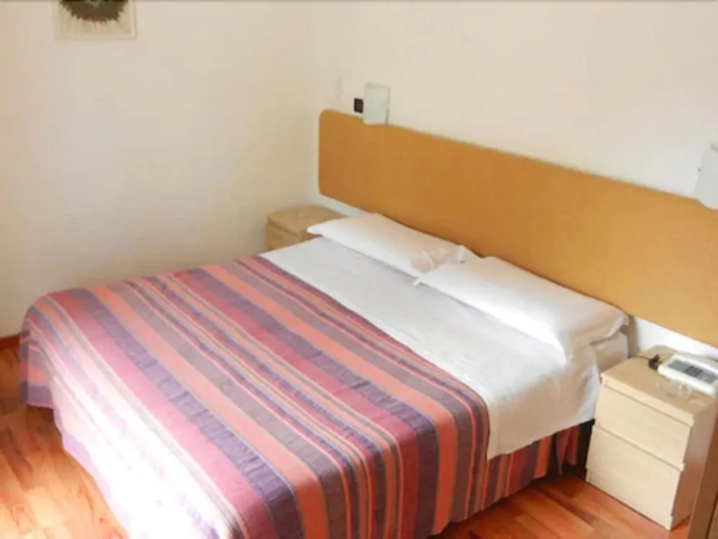 Room, Hotel Paradiso, Perugia