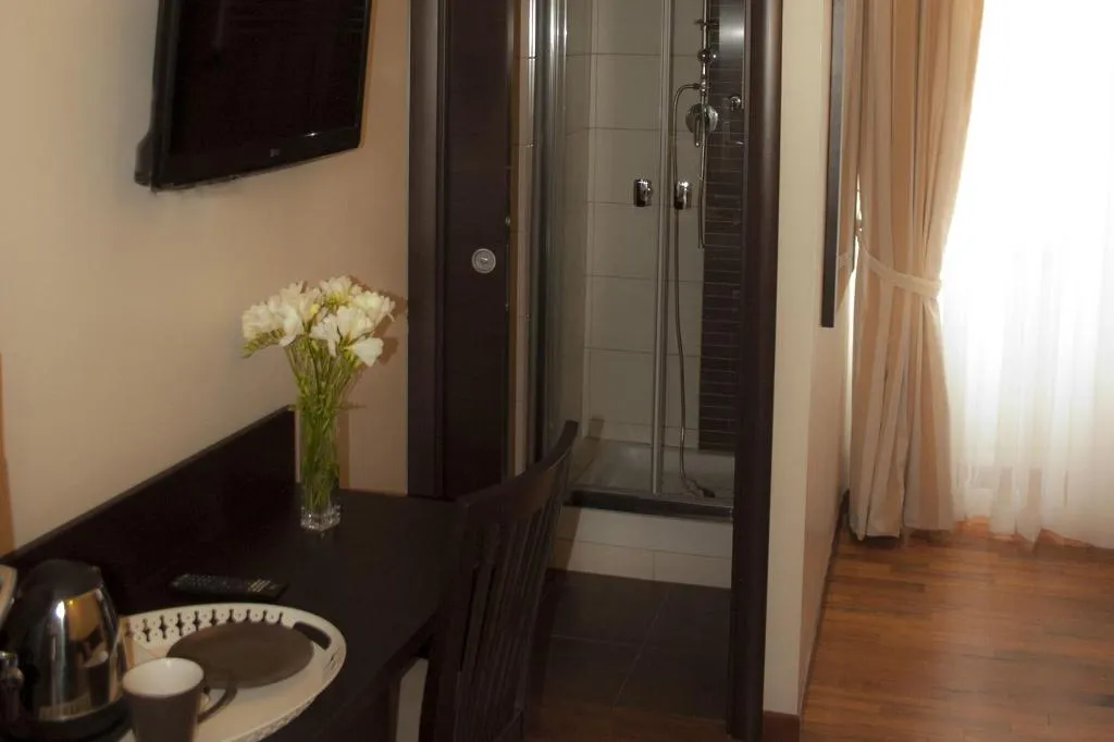 Room, Laterani Suite, Naples