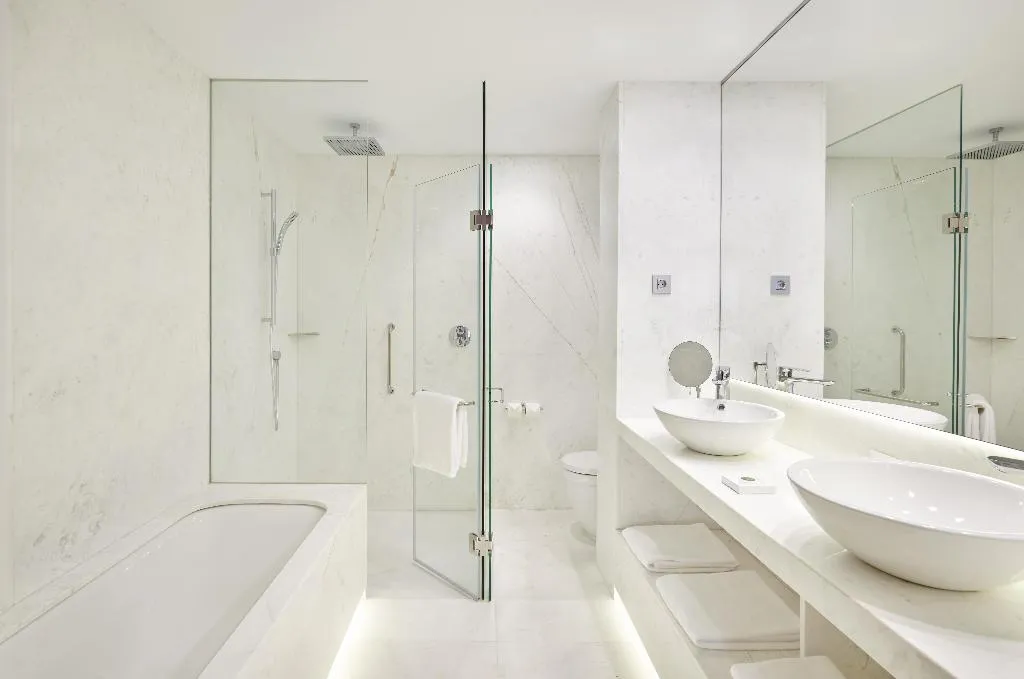 SUITE STANDARD Room, Hyatt Centric Gran Via Madrid, Madrid