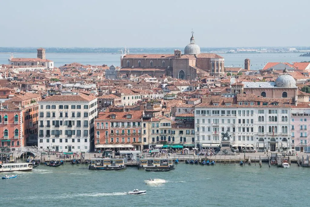 General view, Paganelli, Venice