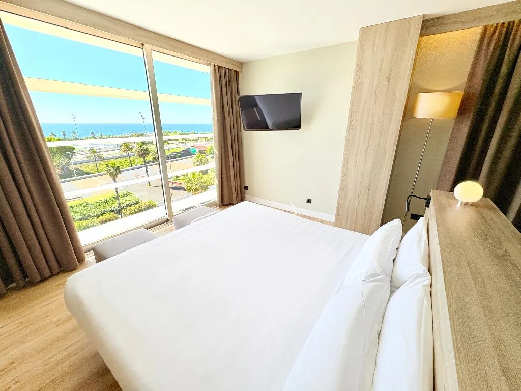 JUNIOR SUITE CAPACITY 2 Room, Eurohotel Diagonal Port, Barcelona