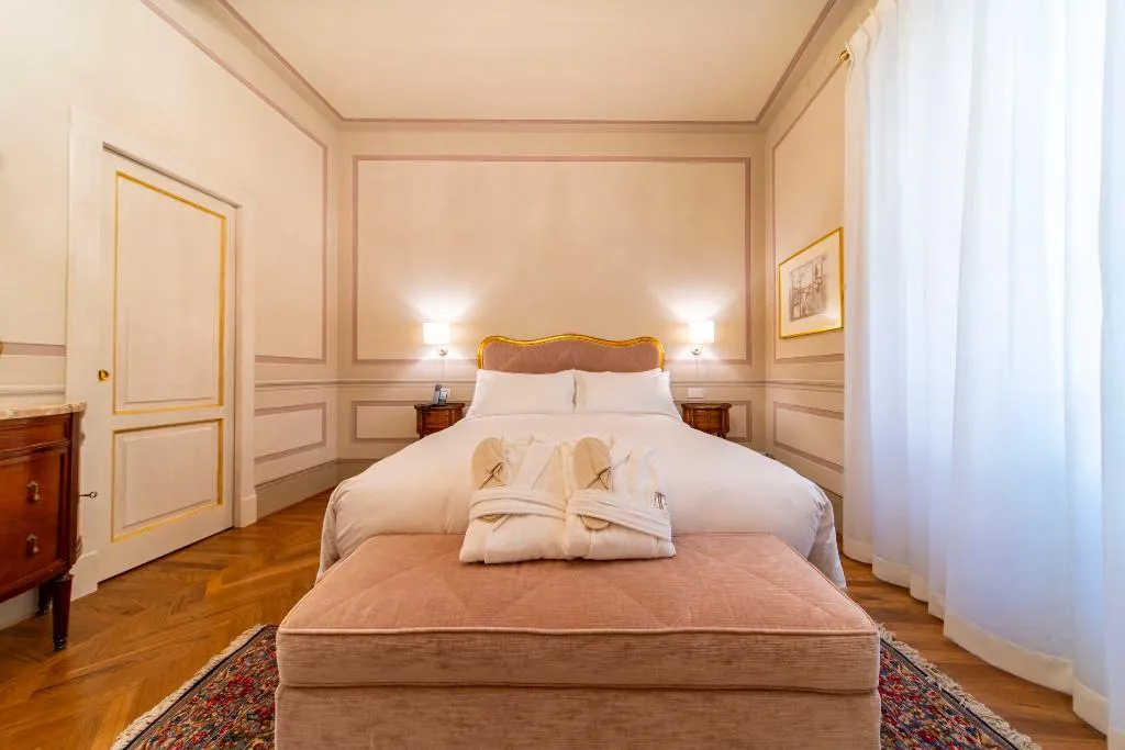 DOUBLE CLASSIC Room, Residenza d’epoca Luca Pacioli, Florence