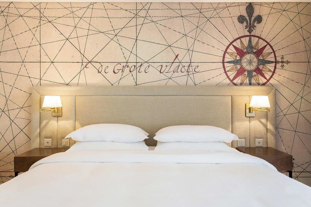 DOUBLE QUEEN SIZE BED Room, Four Points By Sheraton Sesimbra, Lisbon