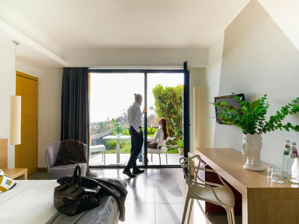 JUNIOR SUITE CLASSIC Room, Esperia Palace Hotel & Resort Spa, Catania
