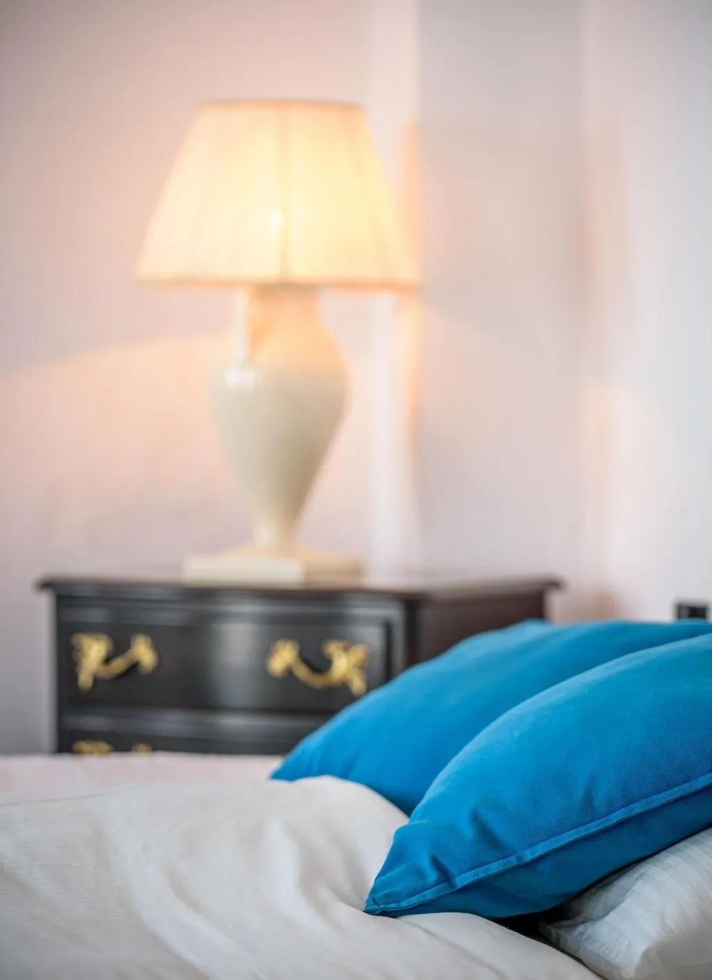 Room, Golden Grey Goose, Santorini