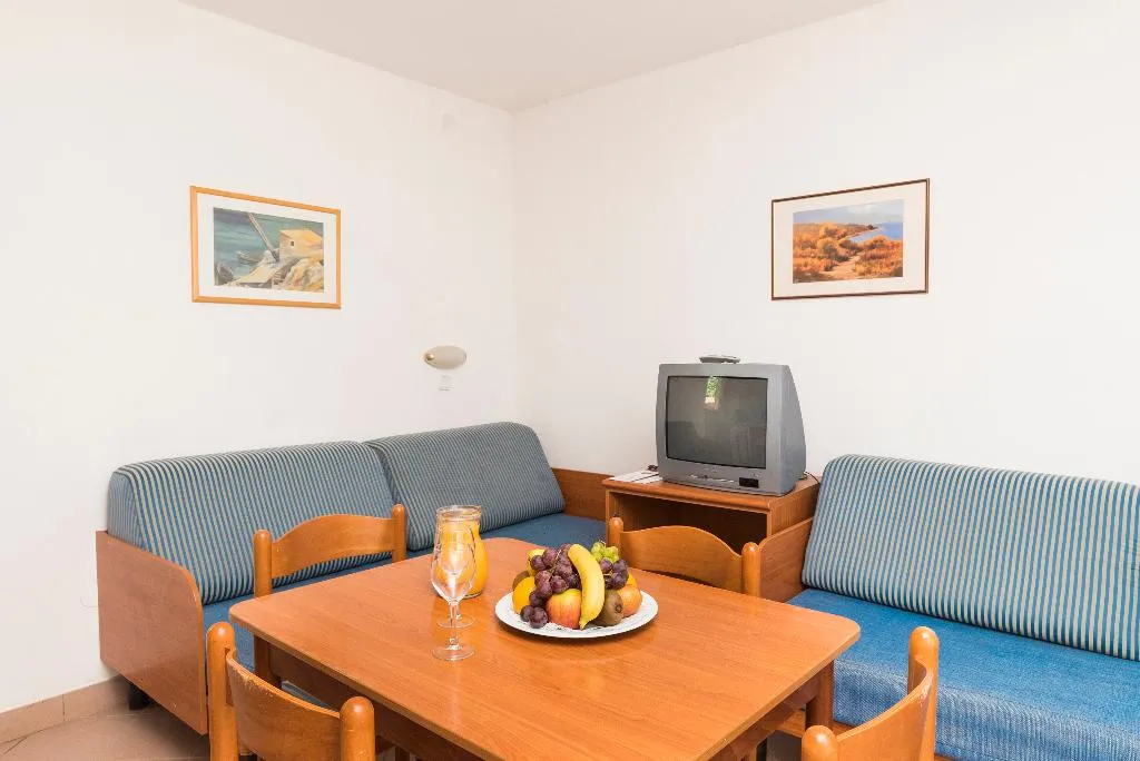 BUNGALOW CAPACITY 4 Room, Apartments Polynesia Plava Laguna, Istria