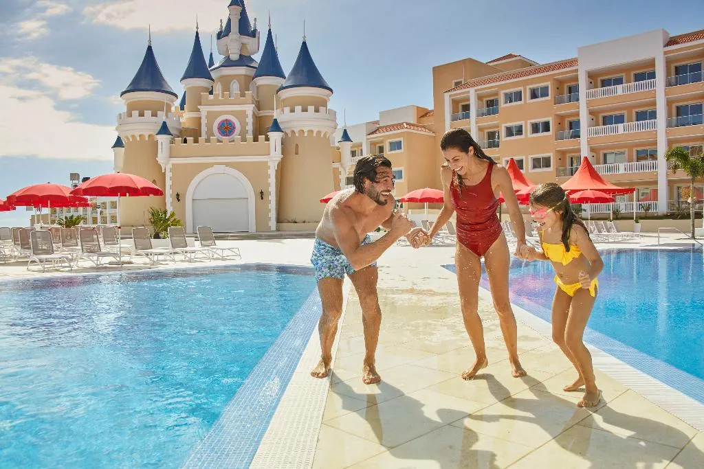 Pool, Bahia Principe Explore Fantasia All Inclusive, Tenerife