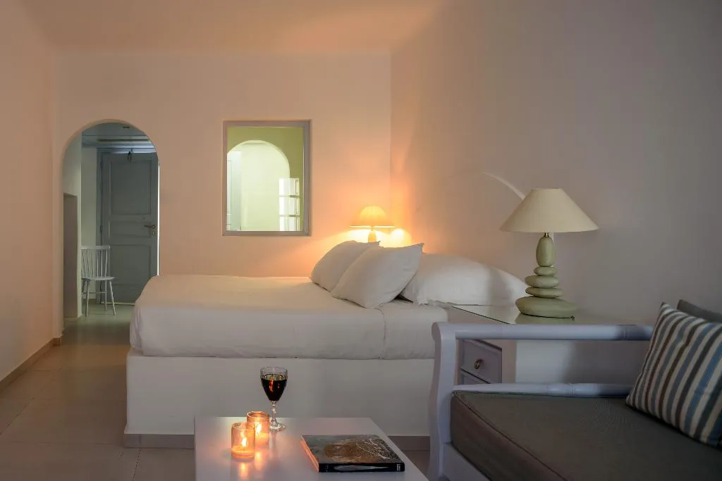 General view, Maison des Lys, Santorini
