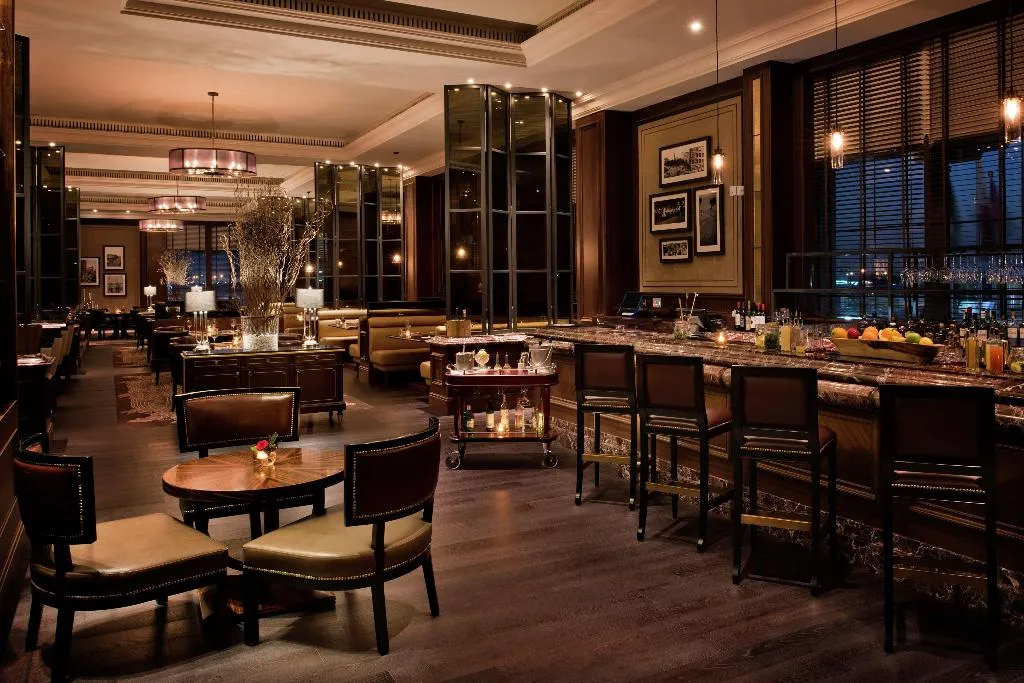 Restaurant, Al Habtoor Palace, Dubai