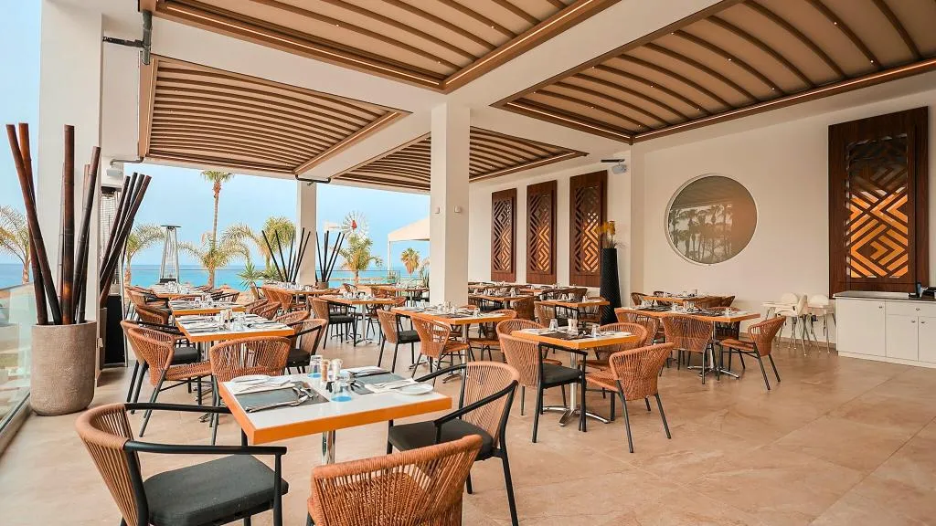 Restaurant, Cavo Maris Beach Hotel, Cyprus