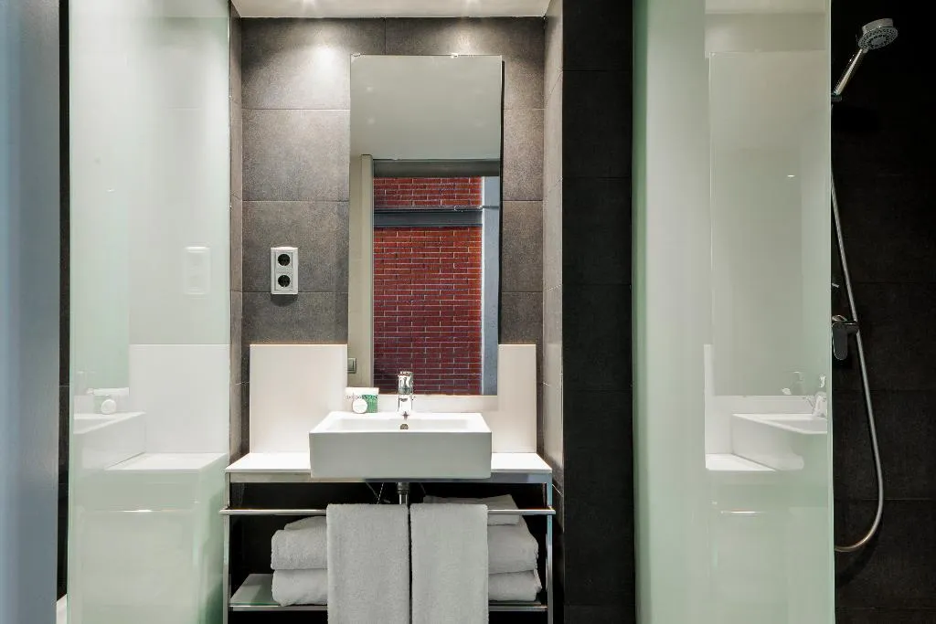 APARTMENT CAPACITY 5 Room, Barcelona Apartment Republica, Barcelona