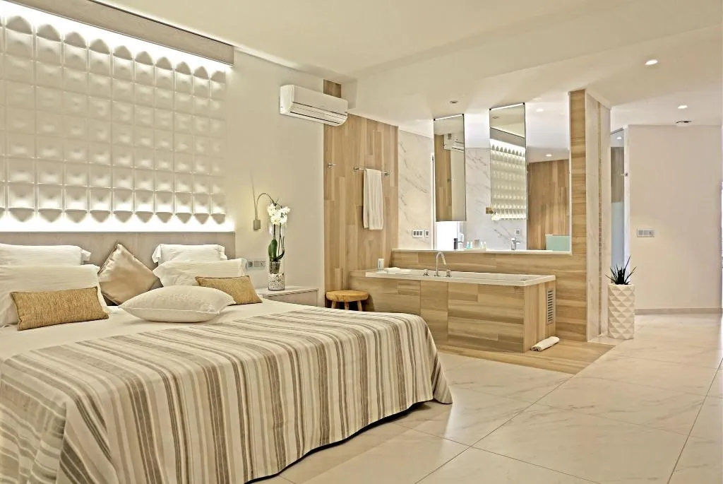 SUITE SEA VIEW ONE BEDROOM Room, Vistabella, Costa Brava