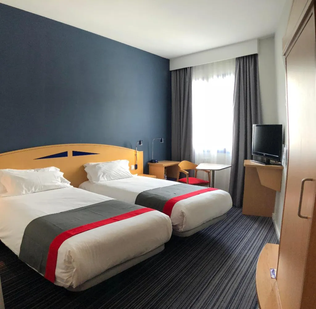 TWIN STANDARD Room, Holiday Inn Exp Madrid San Sebastian de los Reyes, Madrid