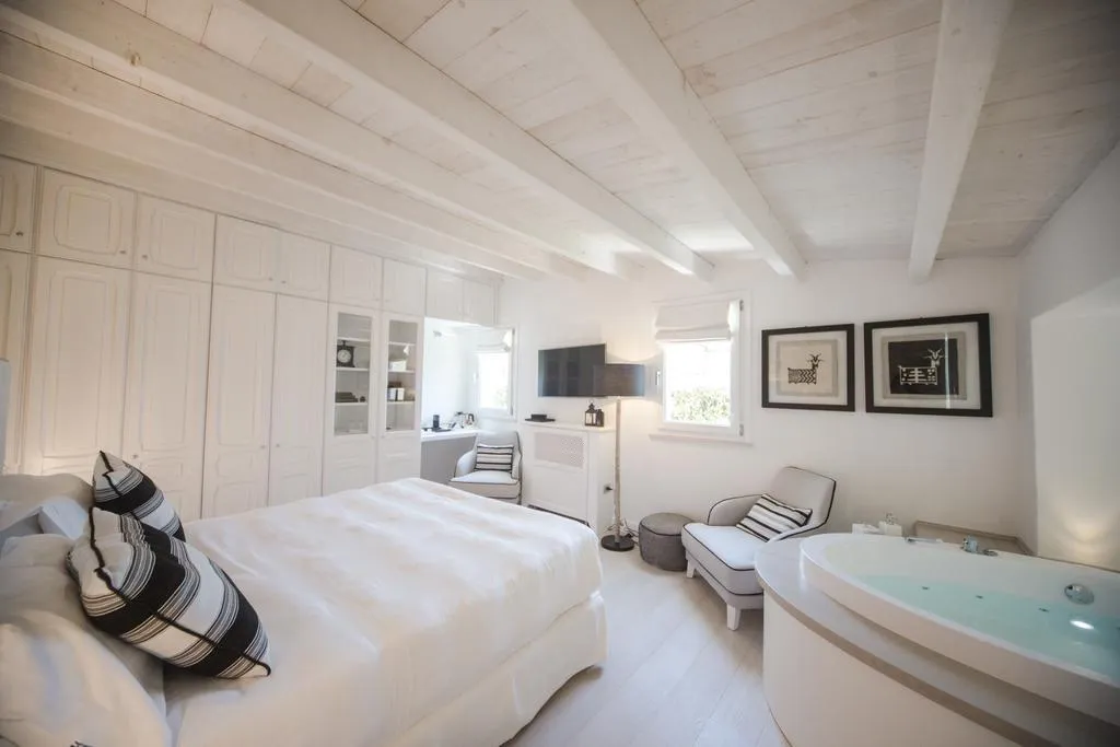 DOUBLE WITH JACUZZI Room, Villa Fanny, Cagliari