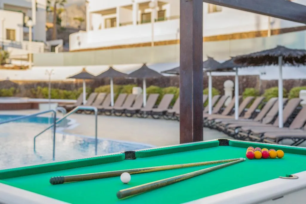 Sports and Entertainment, Sunset Bay Club, Tenerife