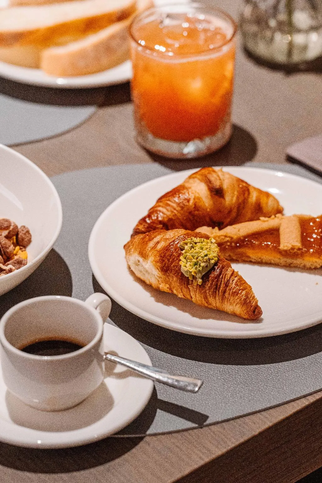 Restaurant, Living Hotel Milano, Milan