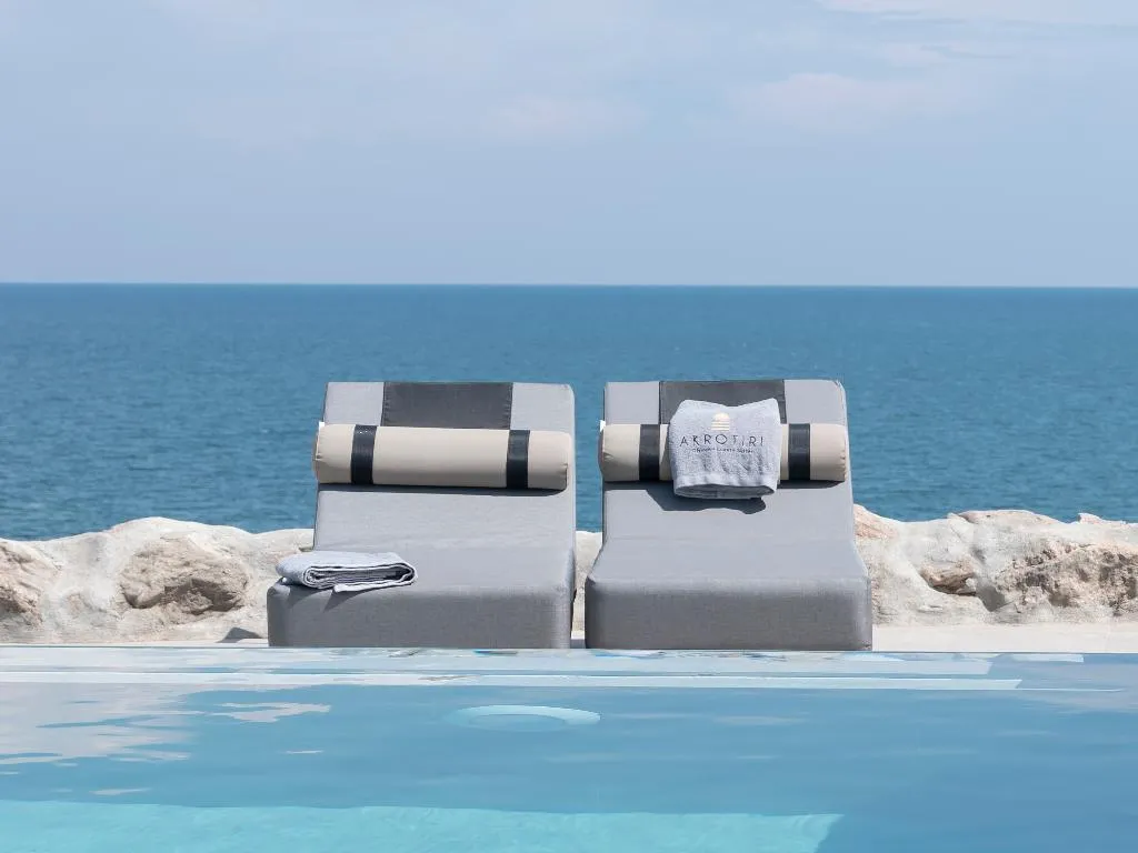 Pool, Akrotiri Olympus Luxury Suites, Thessaloniki