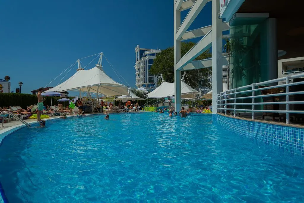 Pool, Grand Victoria, Bourgas