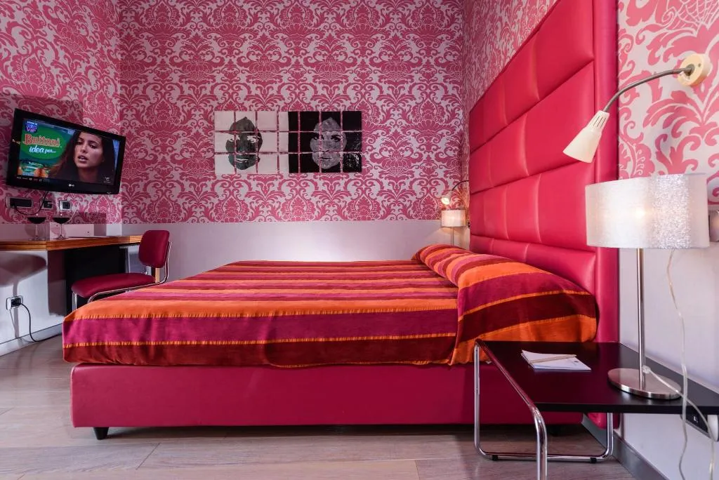 DOUBLE CLASSIC Room, Palazzo Ferraioli, Naples