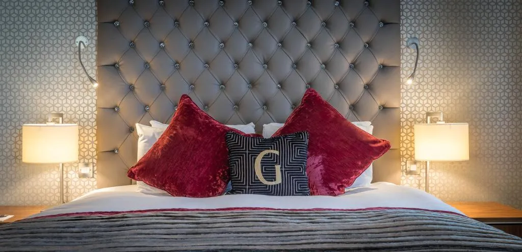 DOUBLE DELUXE QUEEN BED Room, Hotel Riu Plaza The Gresham Dublin, Dublin