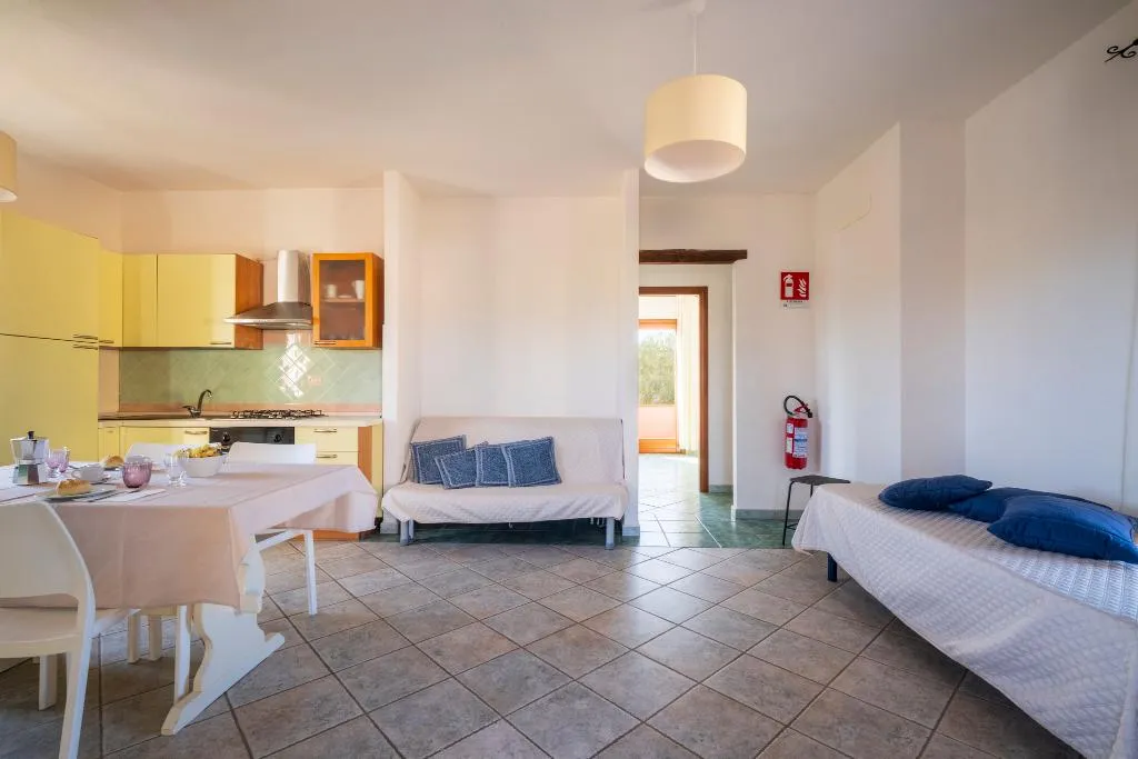 APARTMENT CAPACITY 6 Room, Appartamenti Tiffany, Olbia