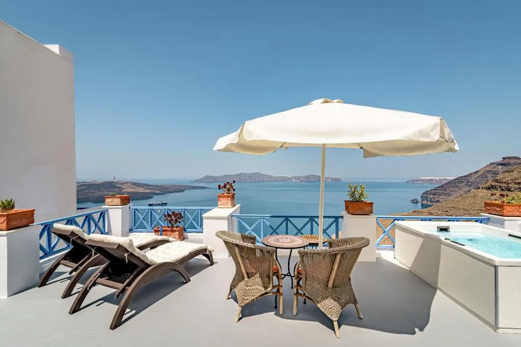 Room, Golden Grey Goose, Santorini