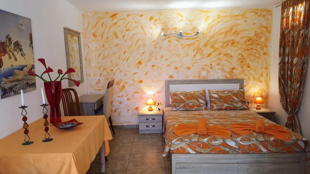Lobby, Pleasure Beachside Studios, Santorini