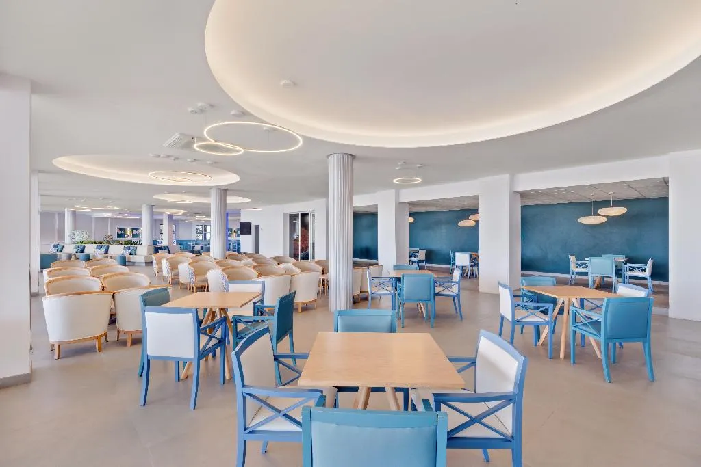 Bar, Bahia Principe Escape Coral Playa - Adults Only, Majorca