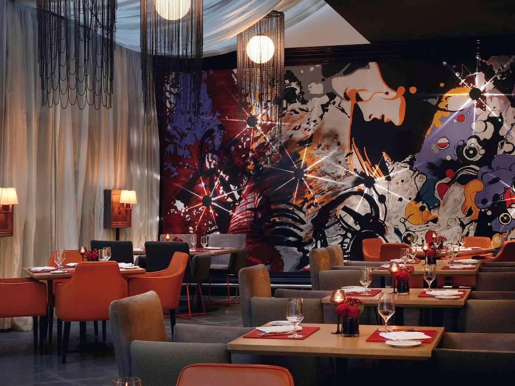 Restaurant, Movenpick Hotel Jumeirah Beach, Dubai