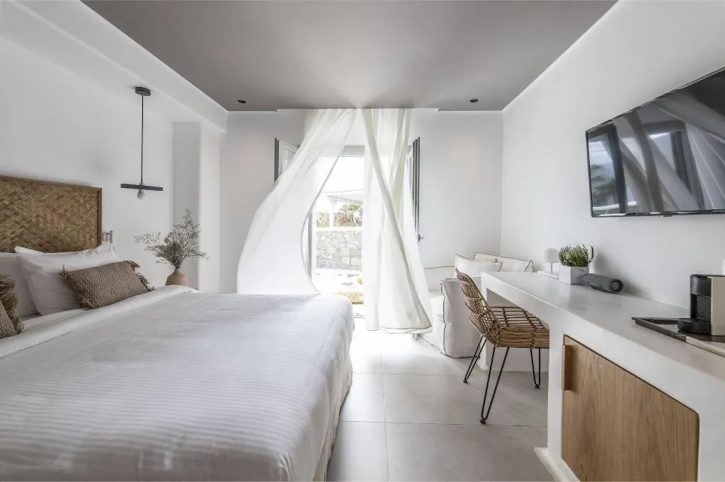 Room, Adorno Suites Mykonos, Mykonos