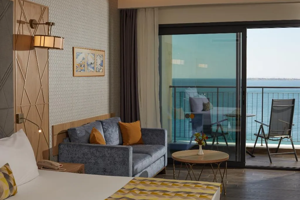 DOUBLE SINGLE USE DELUXE SEA VIEW Room, Secrets Sunny Beach Resort & Spa, Bourgas