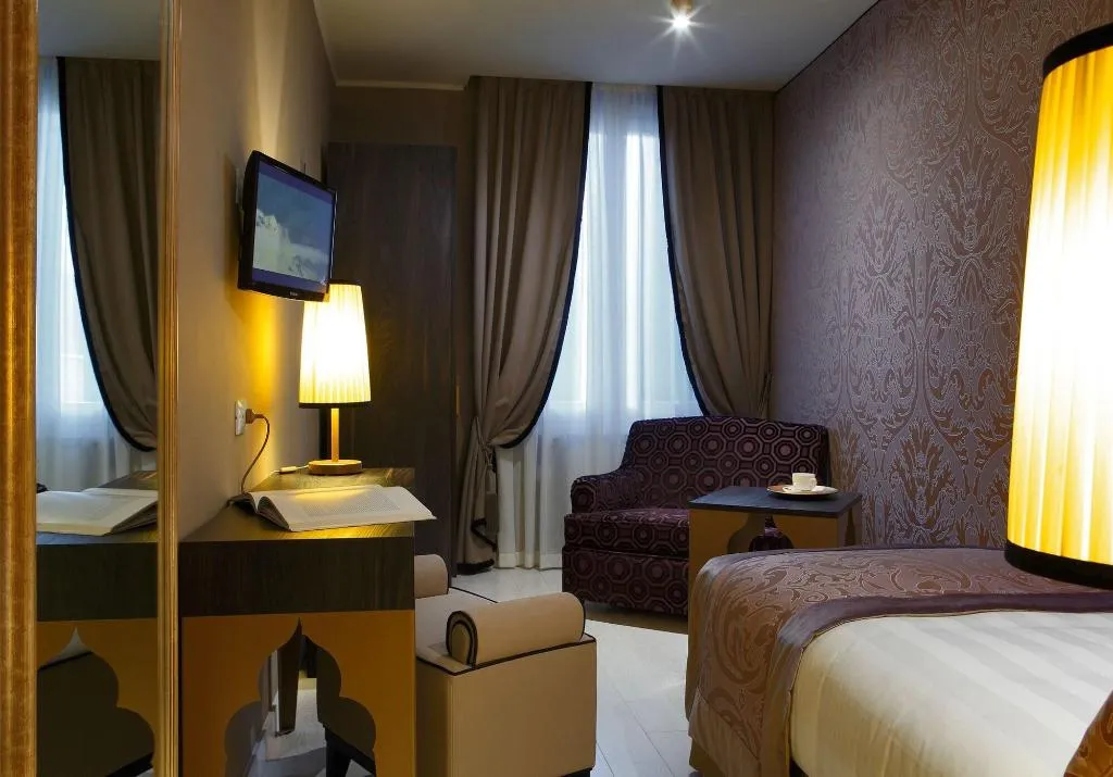 Room, Arcadia, Venice
