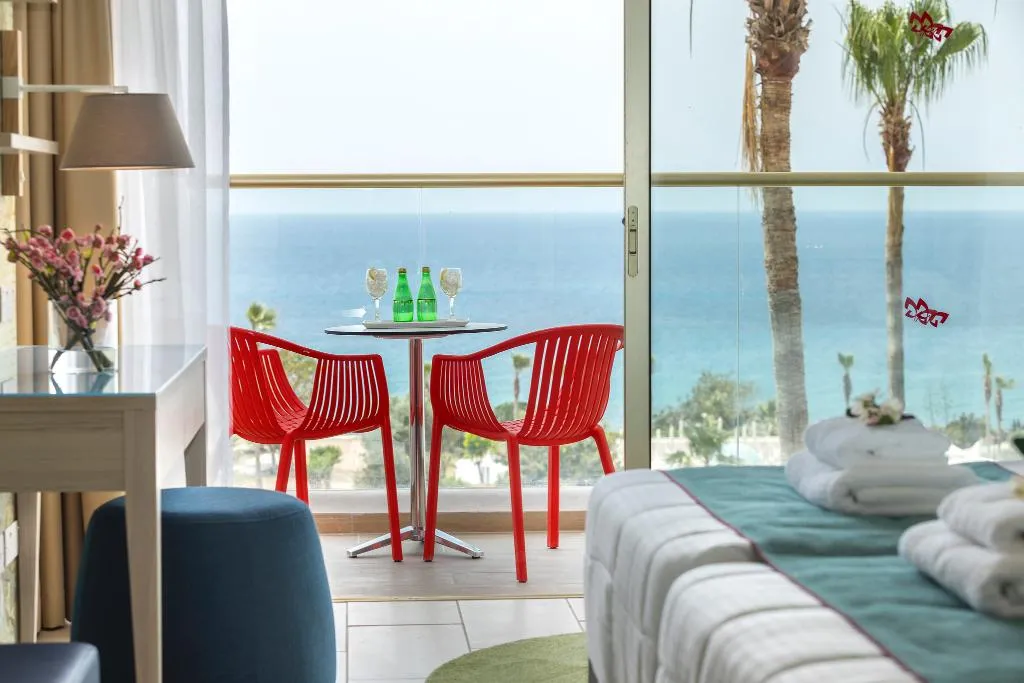 Double or Twin SEA VIEW Room, Leonardo Laura Beach And Splash Resort, Cyprus