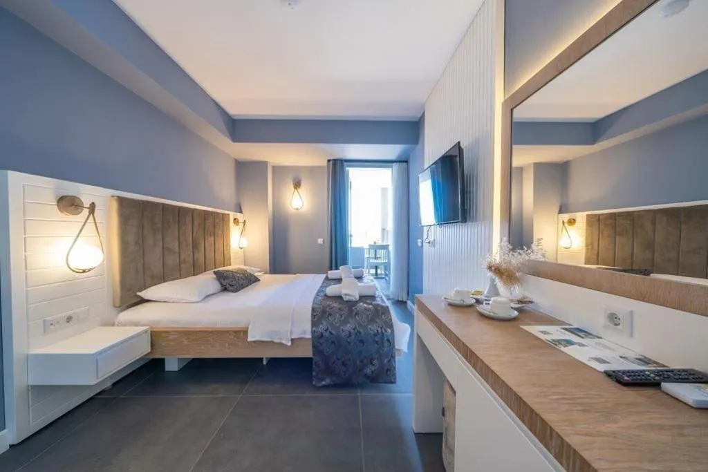 Room, Un Amor Hotel, Dalaman
