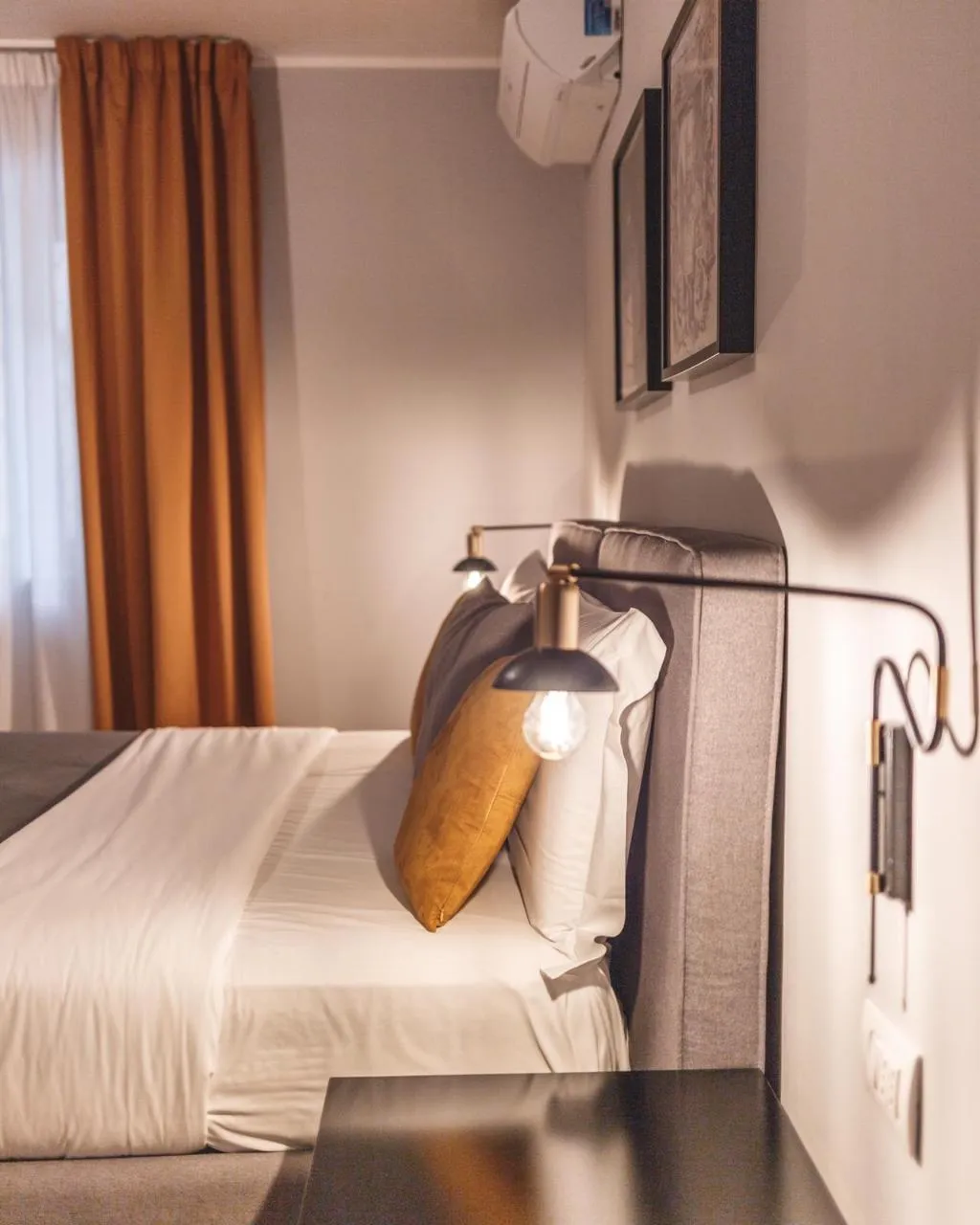 DOUBLE SUPERIOR Room, Relais Della Porta, Naples