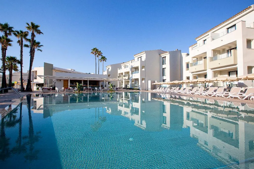 Pool, Hipotels Mediterraneo Club, Majorca