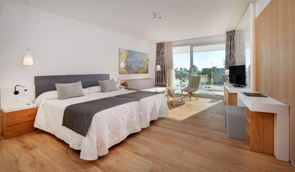Room, Hipotels Playa de Palma Palace, Majorca