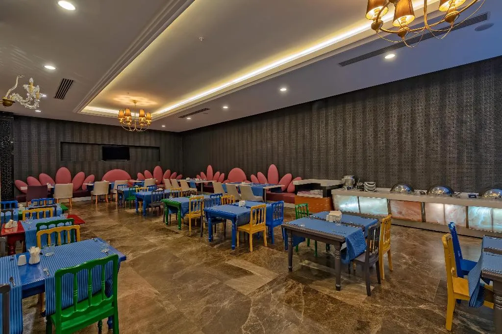 Restaurant, Kirman Belazur Resort & Spa, Antalya
