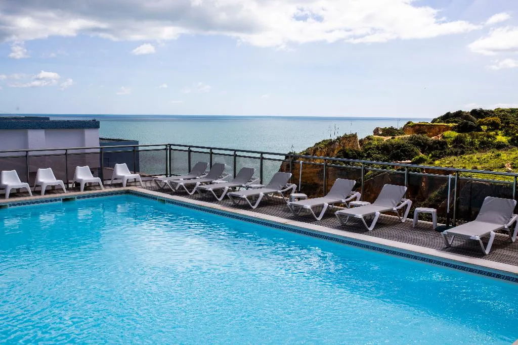 Pool, Carvi Beach Hotel, Algarve