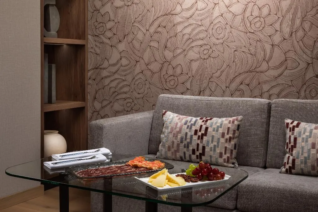 SUITE CAPACITY 3 Room, VP SOGNIO Metropolitano, Madrid