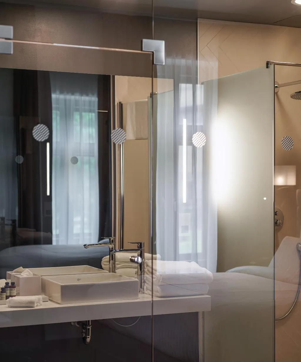 DOUBLE SUPERIOR KING BED Room, Pullman Riga Old Town, Riga