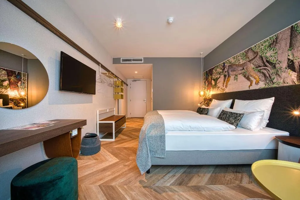 DOUBLE STANDARD Room, Vienna House Easy by Wyndham Amsterdam Airport, Amsterdam