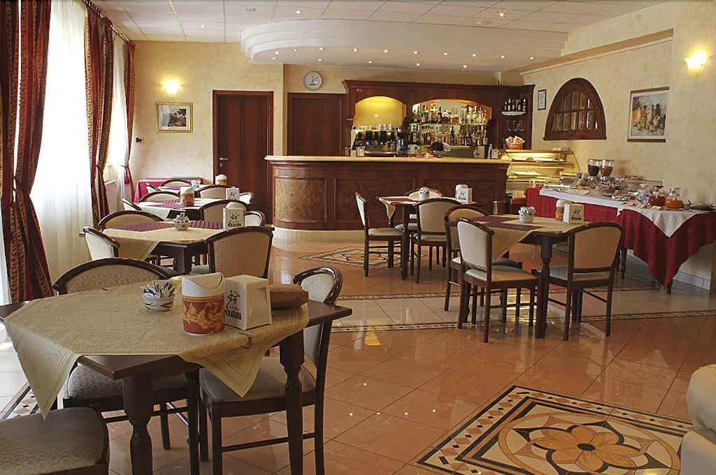 Restaurant, Il Focolare Hotel, Perugia