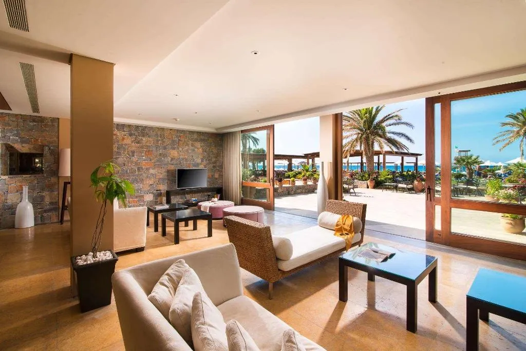 Lobby, Kernos Beach, Crete