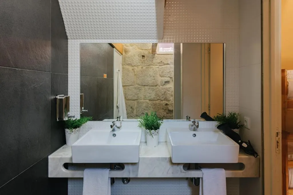 Room, Happy Porto Hostel & Apartments, Porto